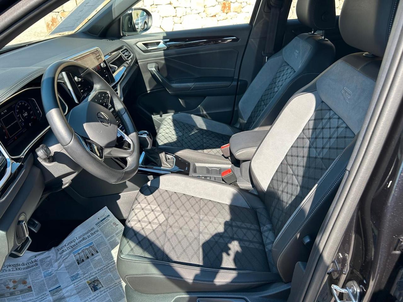 Volkswagen T-Roc 1.5 TSI ACT DSG R-Line