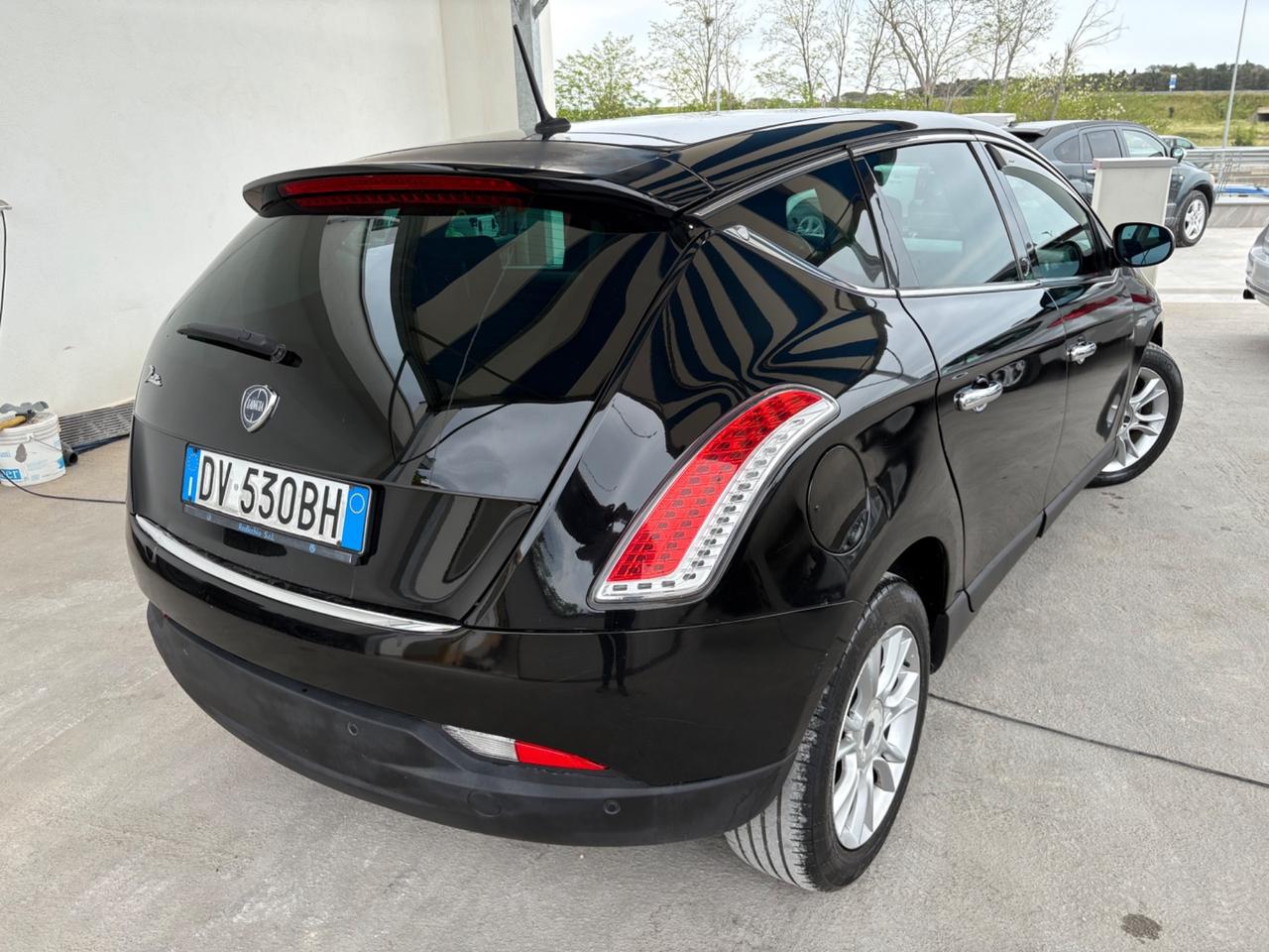 Lancia Delta 1.6 MJT DPF Oro