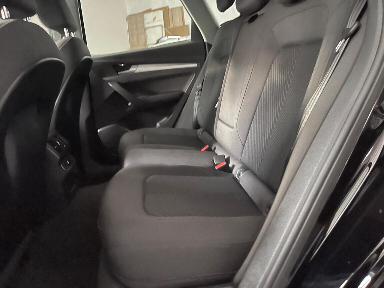 Audi Q5 40 TDI 204 CV quattro S tronic Identity Black