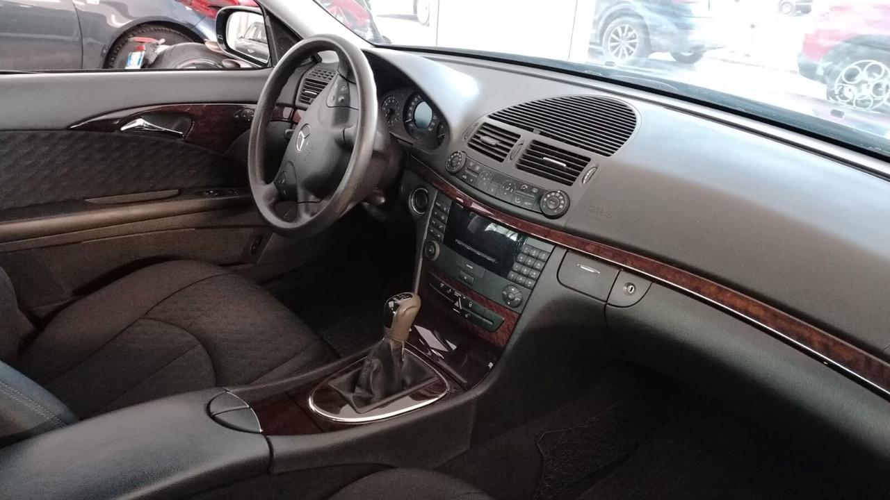 Mercedes-benz E 220 CDI cat Avantgarde