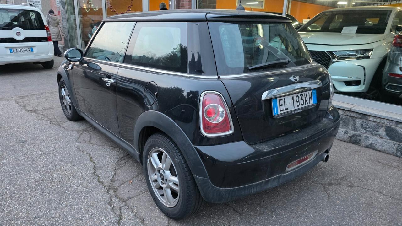 Mini 1.6 16V One (55kW)