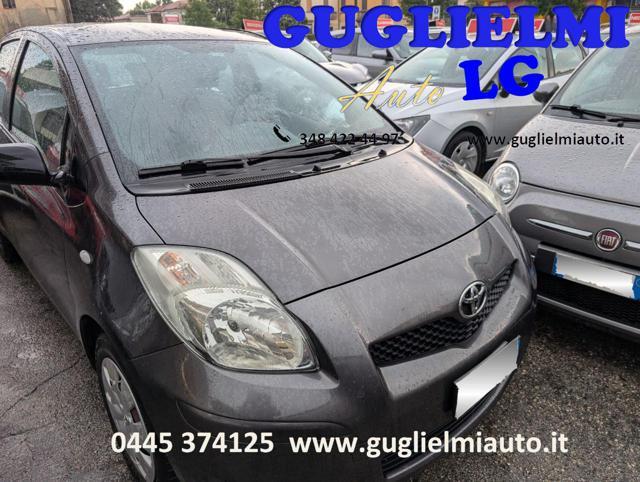 TOYOTA Yaris 1.3 5 porte Sol NEOPATENTATI