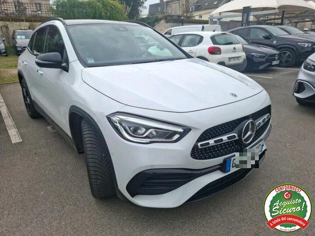 MERCEDES-BENZ GLA 200 d Aut. Premium AMG * TETTO *PACK NIGHT