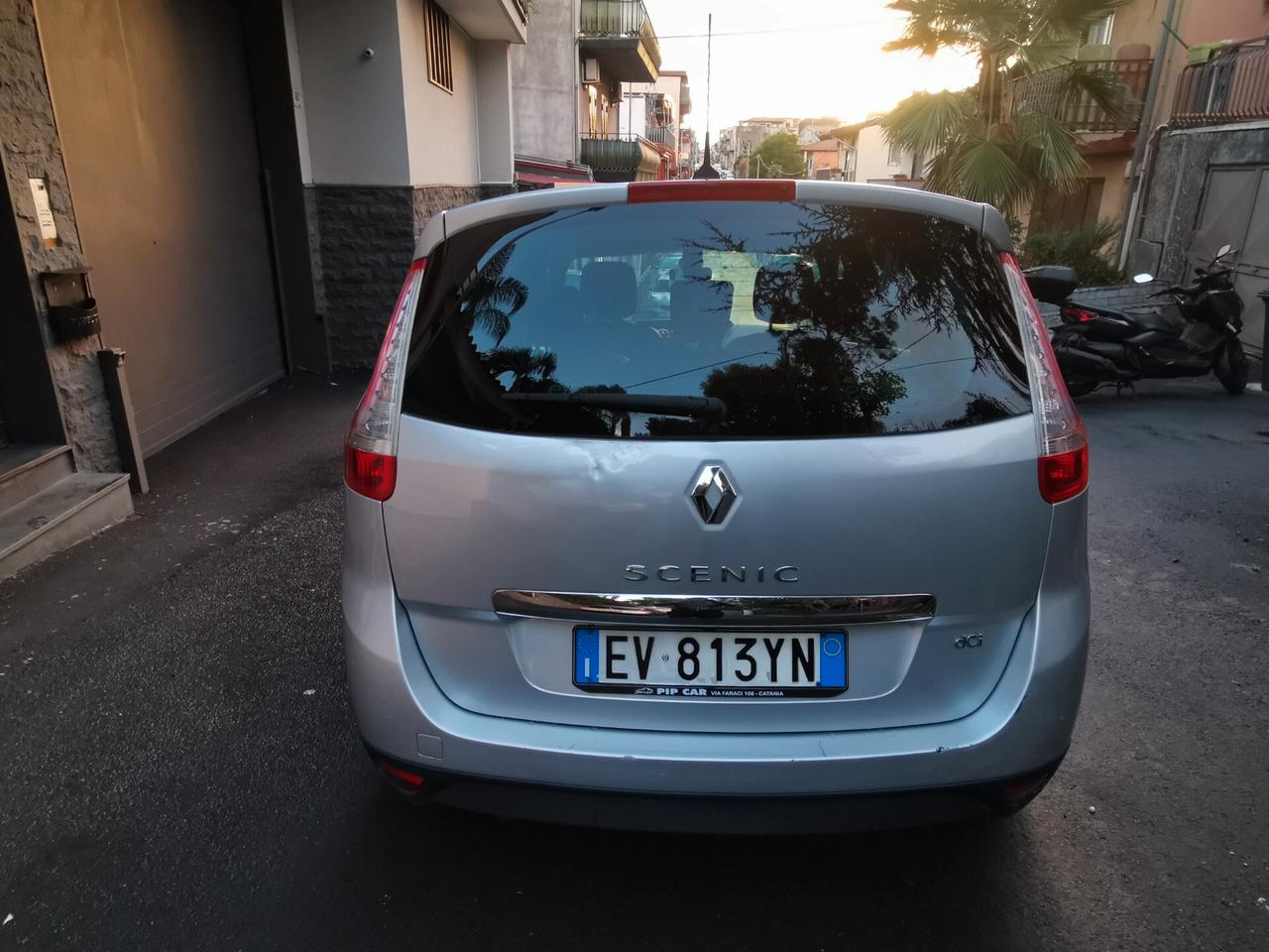 Renault Scénic 1.5 dCi 110CV 7 posti 2014