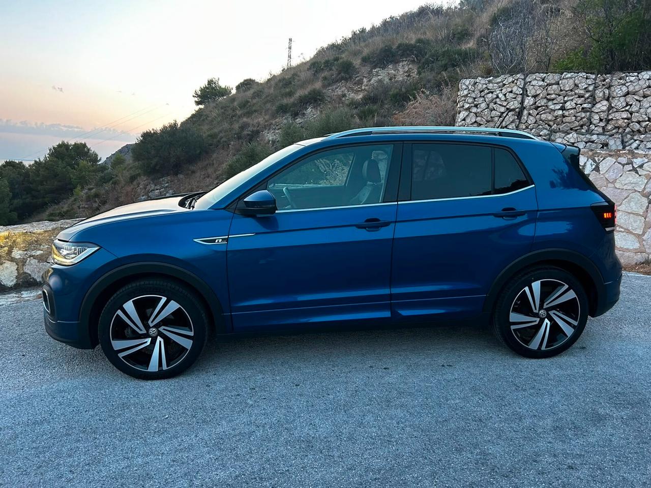 Volkswagen T-Cross 1.6 TDI Advanced R LINE PLUS