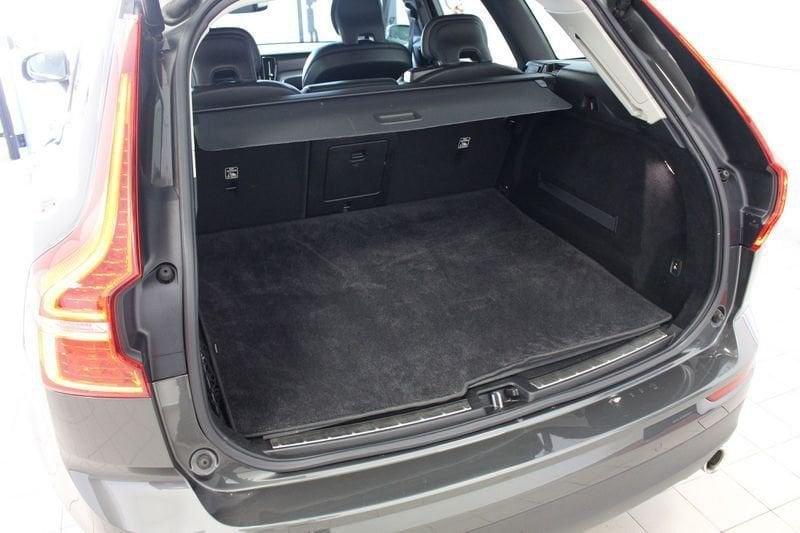 Volvo XC60 D3 Momentum Pro