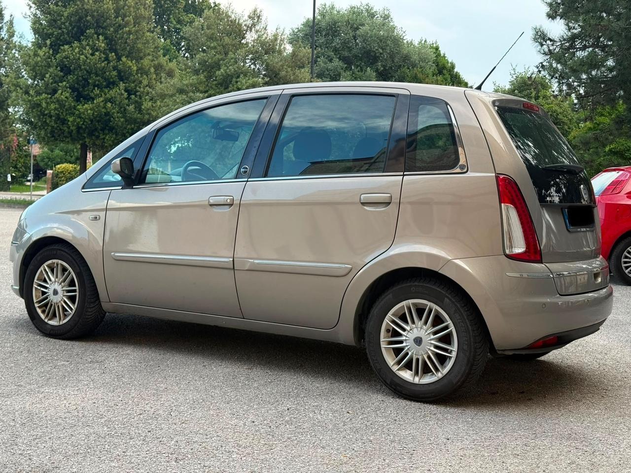 Lancia MUSA 1.4 Argento Ecochic GPL