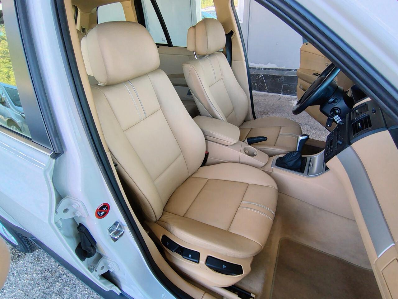 Bmw X3 2.5si cat Futura