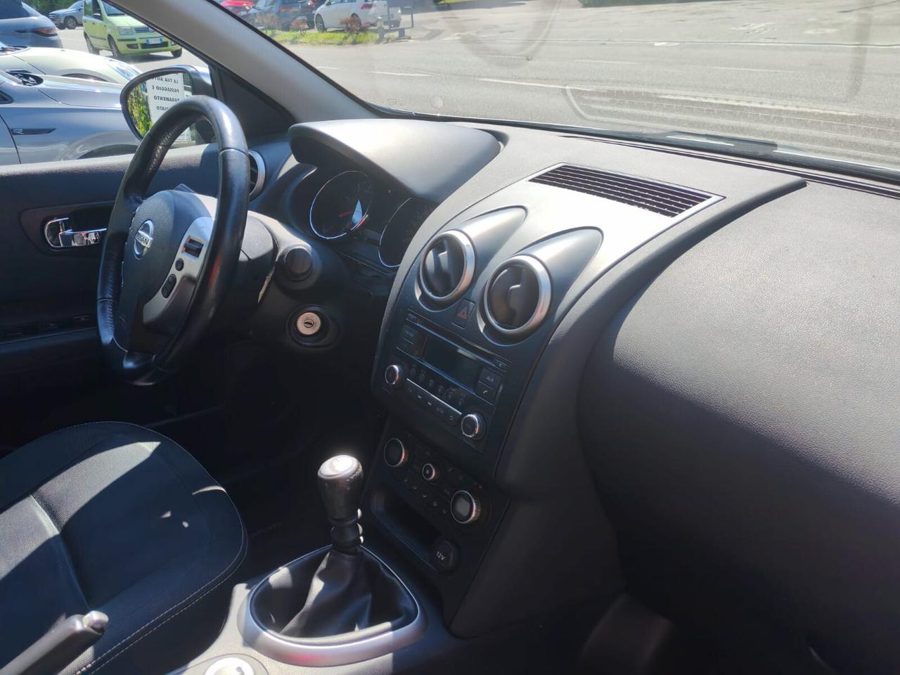 Nissan Qashqai 2.0 dCi DPF Tekna