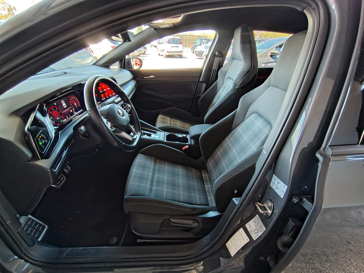 Volkswagen Golf 2.0 TDI GTD DSG