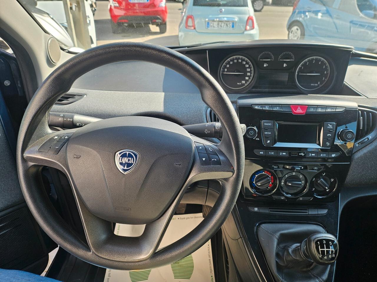 Lancia Ypsilon 1.0 FireFly HYBRID 03/2022