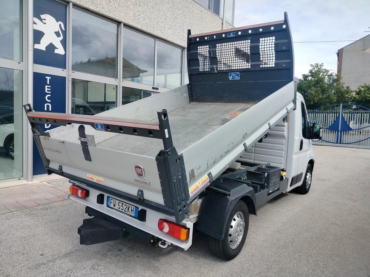 Fiat Ducato 33 2.3 MJT 130CV PM RIBALTABILE TRILATERALE