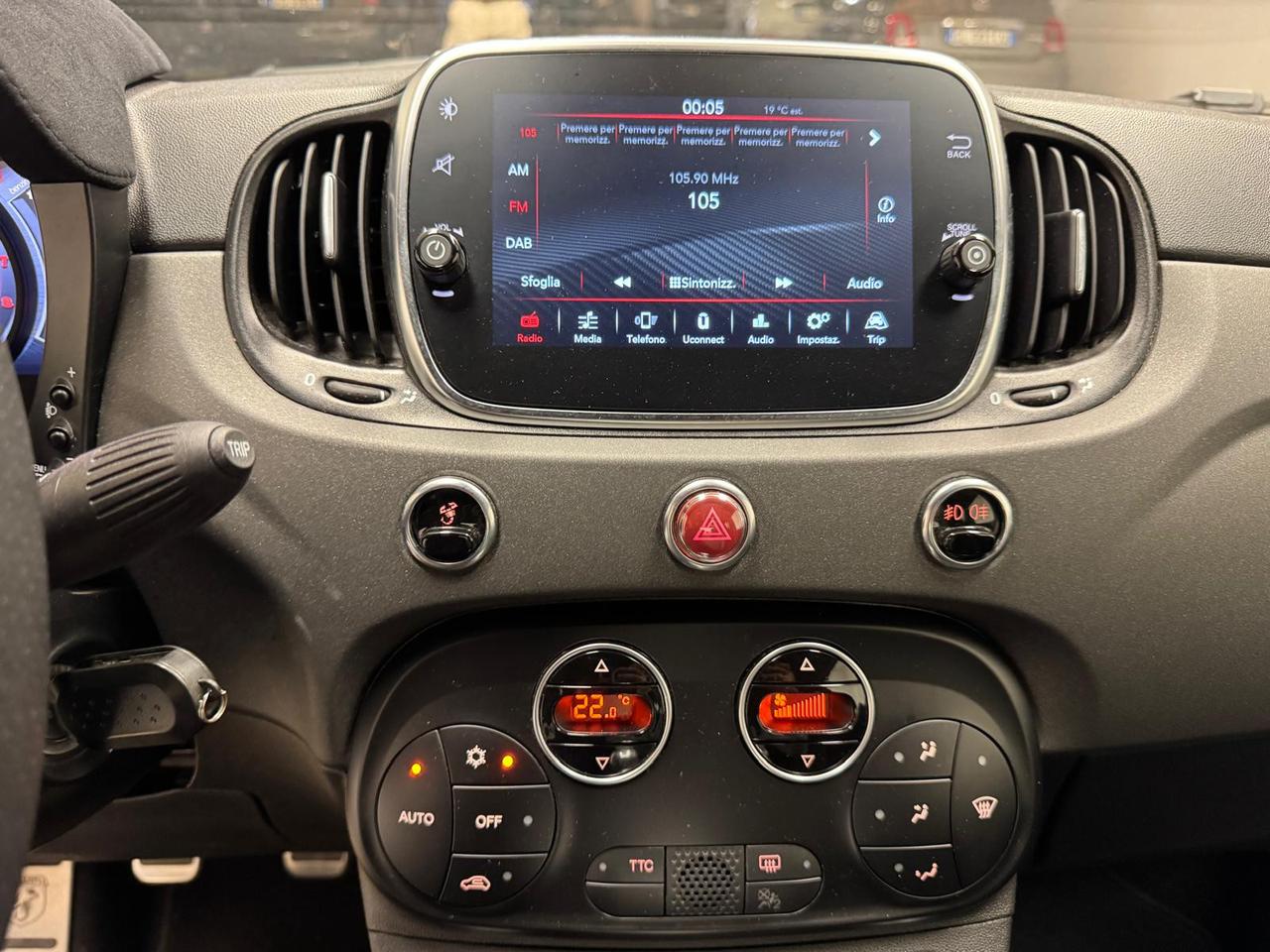 Abarth 595C 2016 - 595C 1.4 t-jet Competizione 180cv