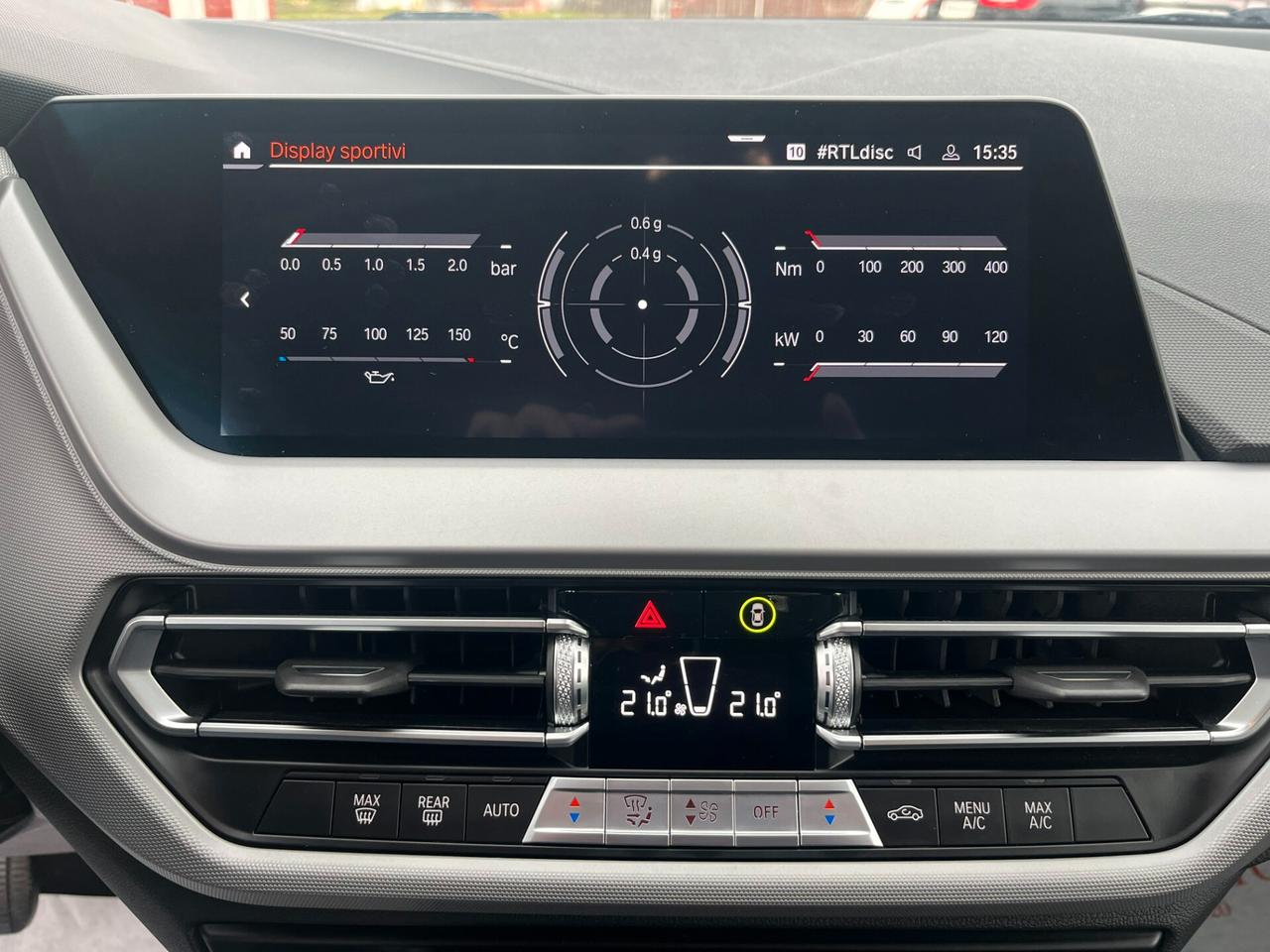 Bmw 118 118d 5p. Business Advantage