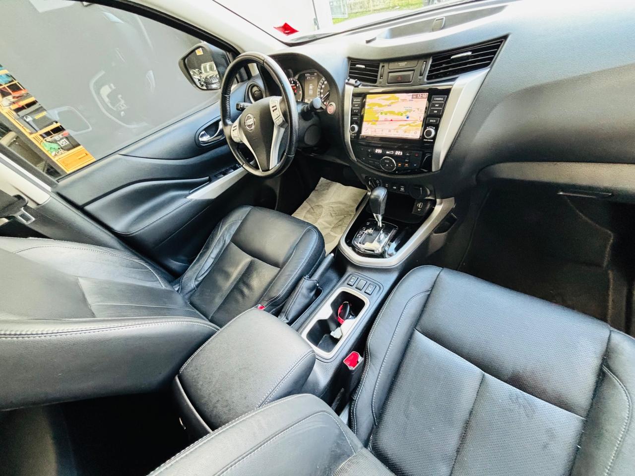 Nissan Navara 2.3 dCi 190 CV 4WD Double Cab N-Guard