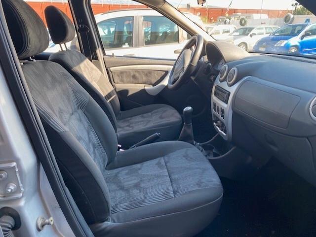 Dacia Logan MCV 1.6 90CV 5 posti Lauréate