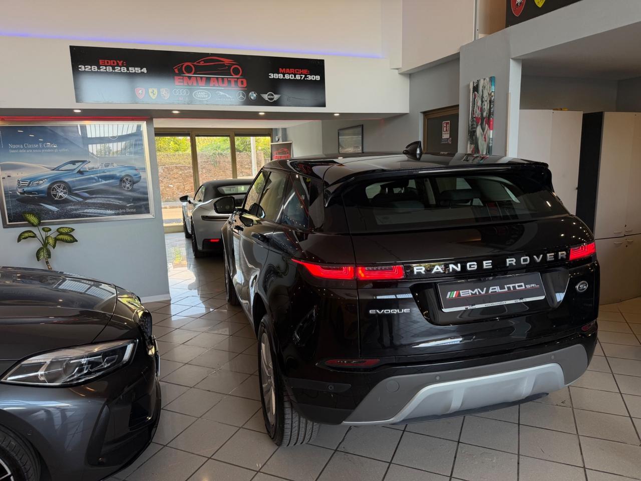 Range Rover Evoque 2.0D I4-L.Flw 150 CV AWD Auto SE