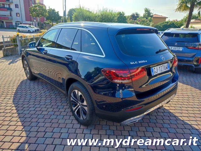 MERCEDES-BENZ GLC 300 d 4Matic Sport