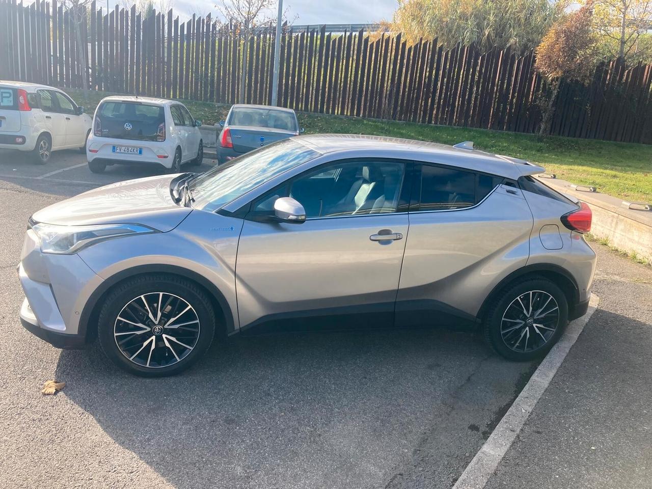 Toyota C-HR 1.8 Hybrid E-CVT Lounge IMMACOLATA
