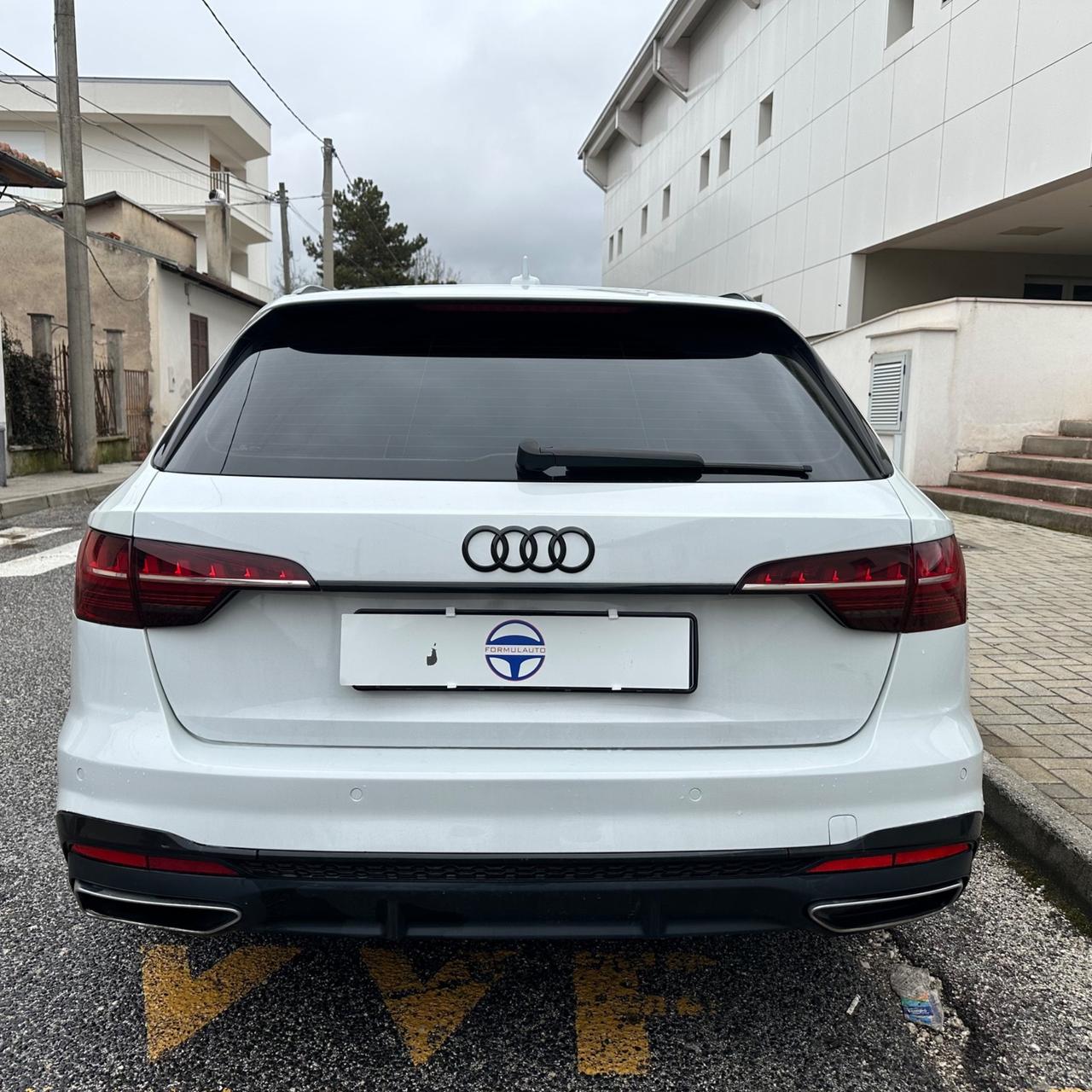 Audi A4 Avant 35 TDI/163 CV S tronic line edition