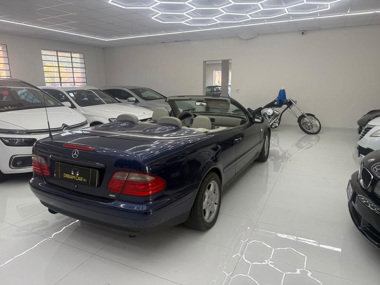 Mercedes-Benz CLK 200 Cabrio 192CV 3p. - Diesel