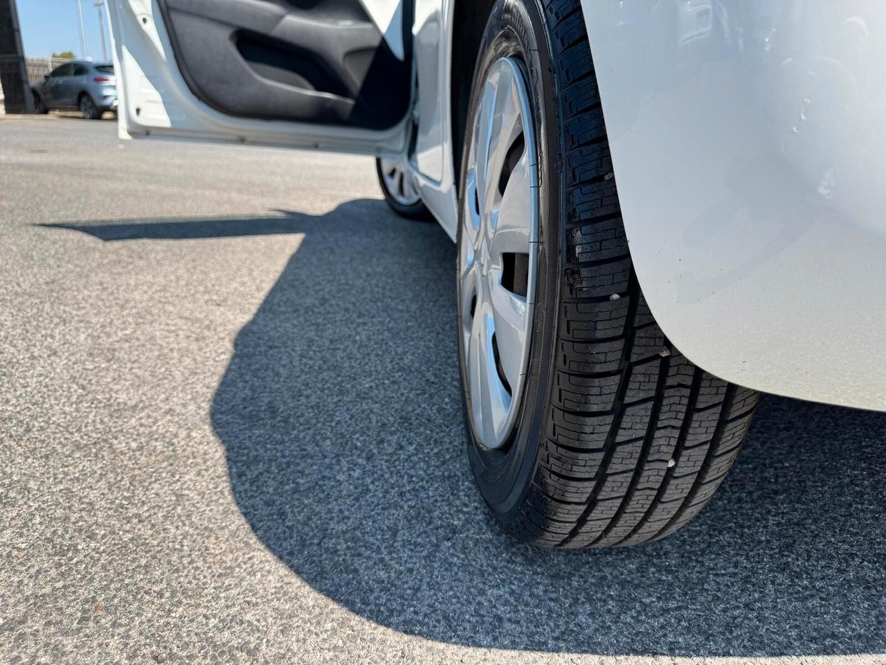Citroen C1 1.0 VTI (BENZ) 69CV 5P NEOPATENTATI 2015