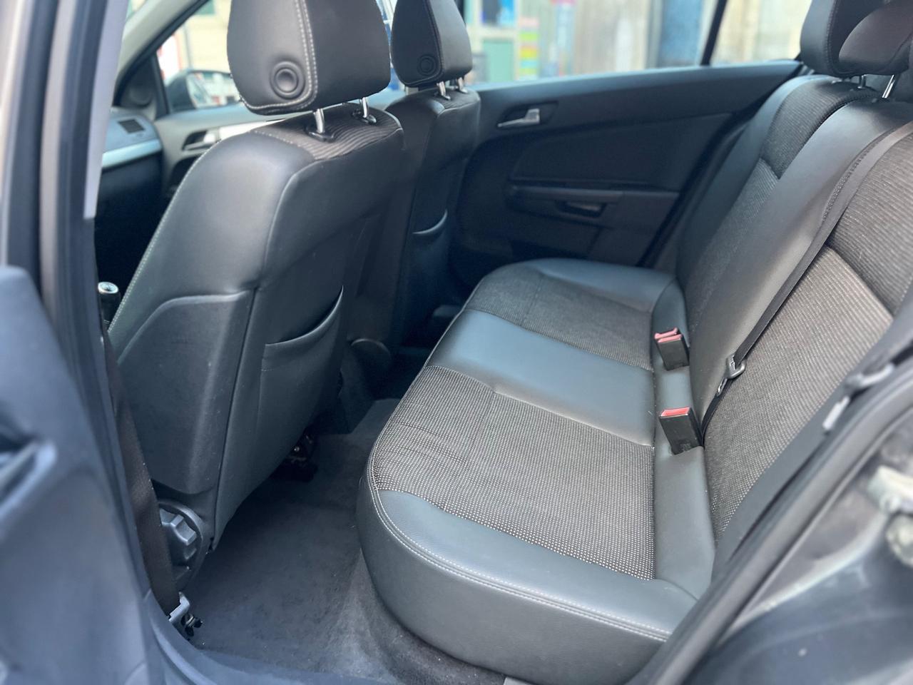 Opel Astra 1.7 CDTI 110CV Station Wagon Cosmo