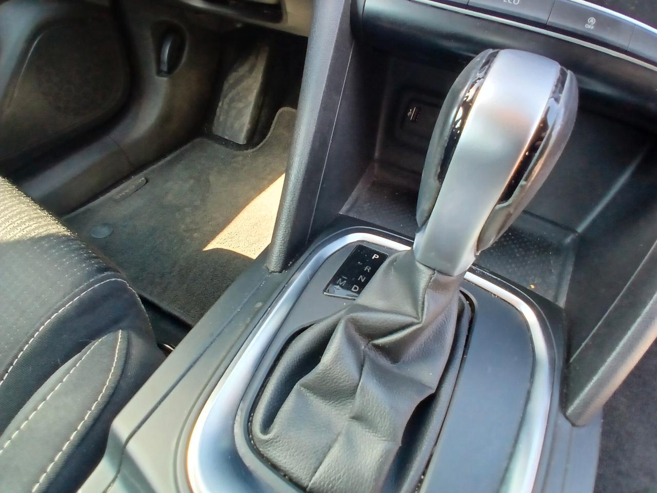 Renault MEGANE BLUE DCI 115 CV INTENS EDC