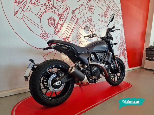 DUCATI Scrambler 800 ICON DARK