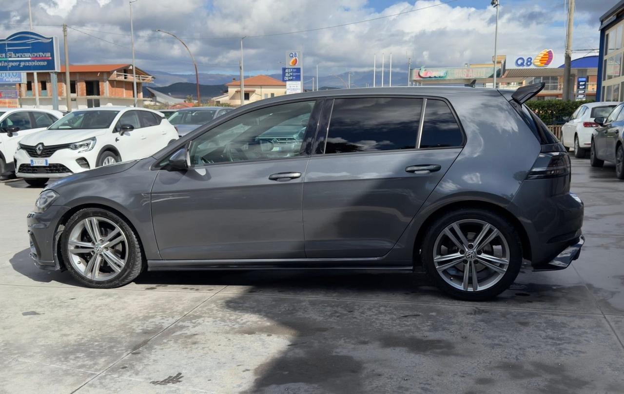 Volkswagen Golf 1.6 TDI 116 CV 5p. R Line