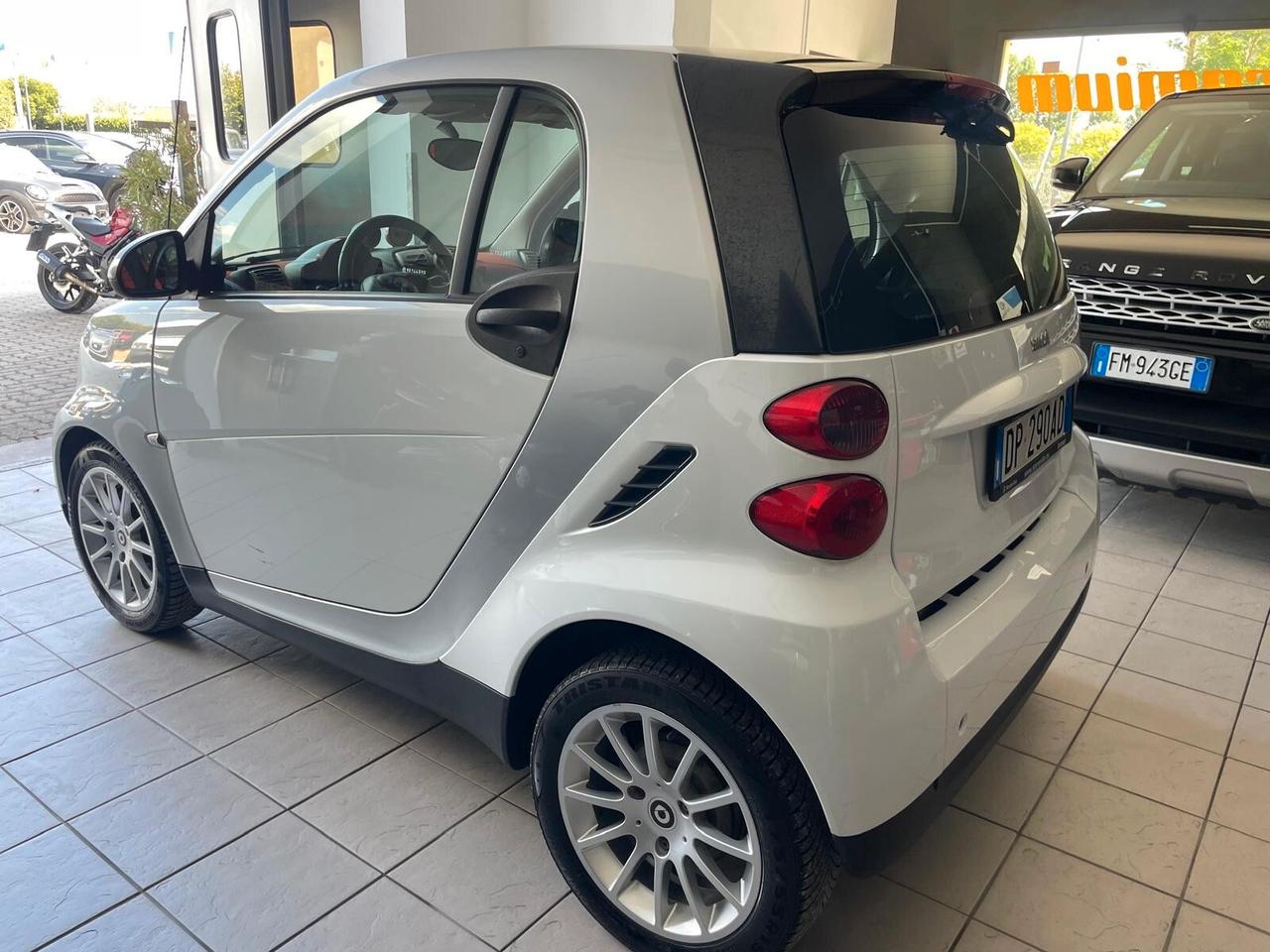 Smart ForTwo 1000 62 kW coupé passion