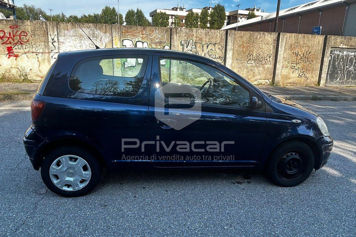 TOYOTA Yaris 1.0i 16V cat 3 porte