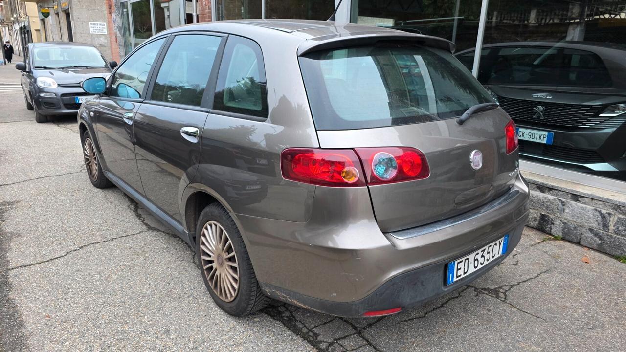 Fiat Croma 1.9 Multijet Active
