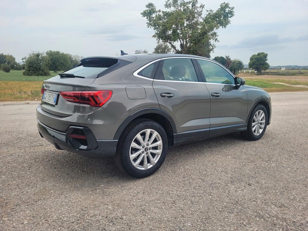 Audi Q3 SPB 35 TDI S tronic Business Plus