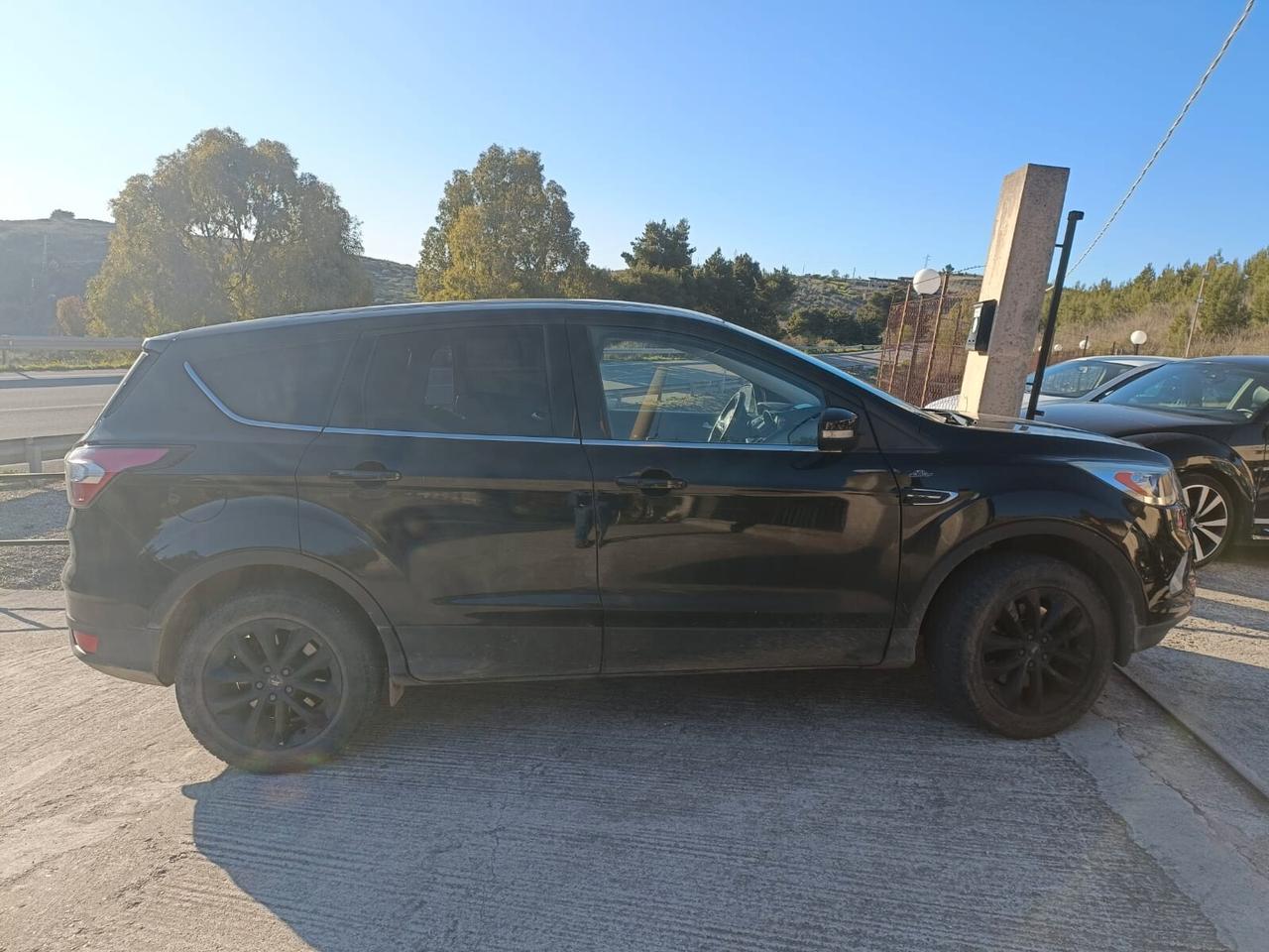 Ford Kuga 2.0 TDCI 150 CV S&S 2WD ST-Line - 2017