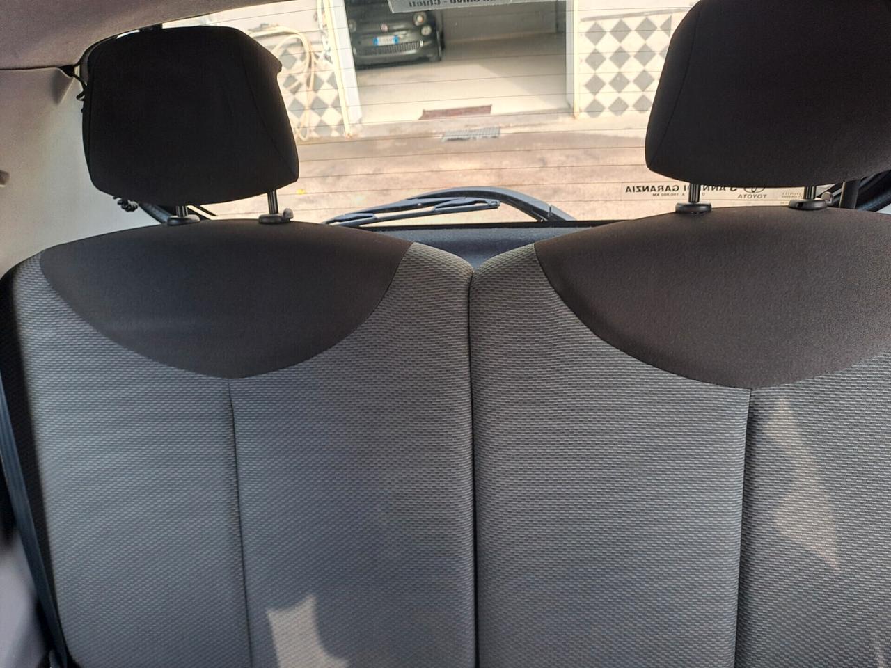 Toyota Aygo 1.0 12V VVT-i 5 porte Sol