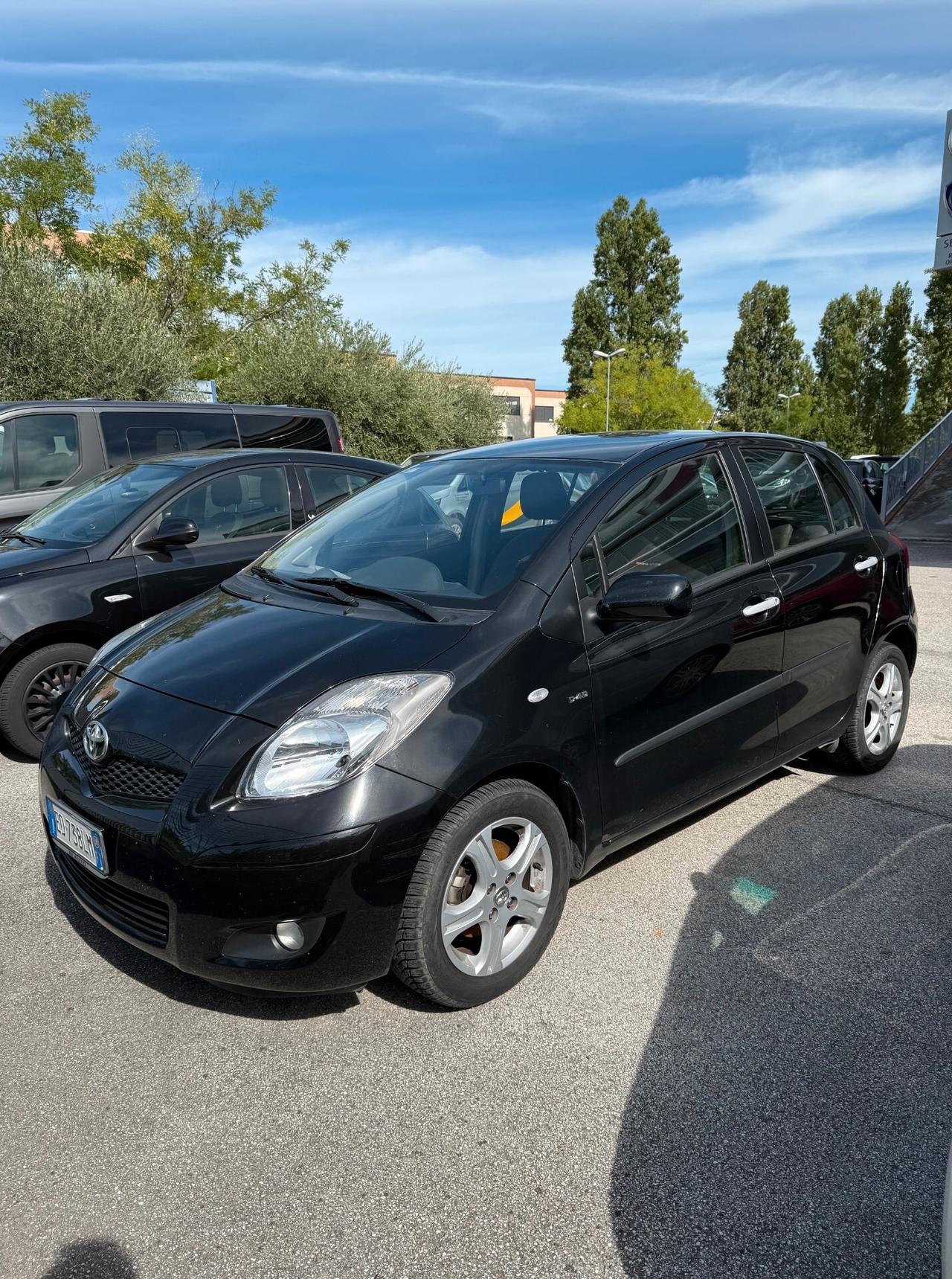 Toyota Yaris 1.4 D-4D DPF 5 porte