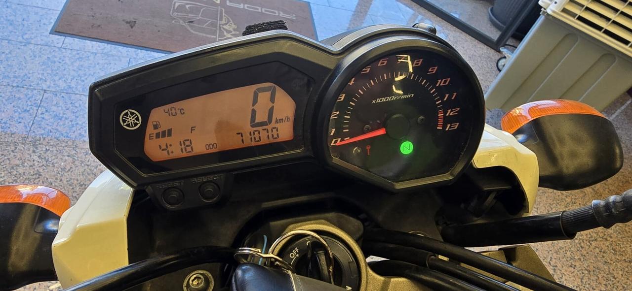 Yamaha XJ 600