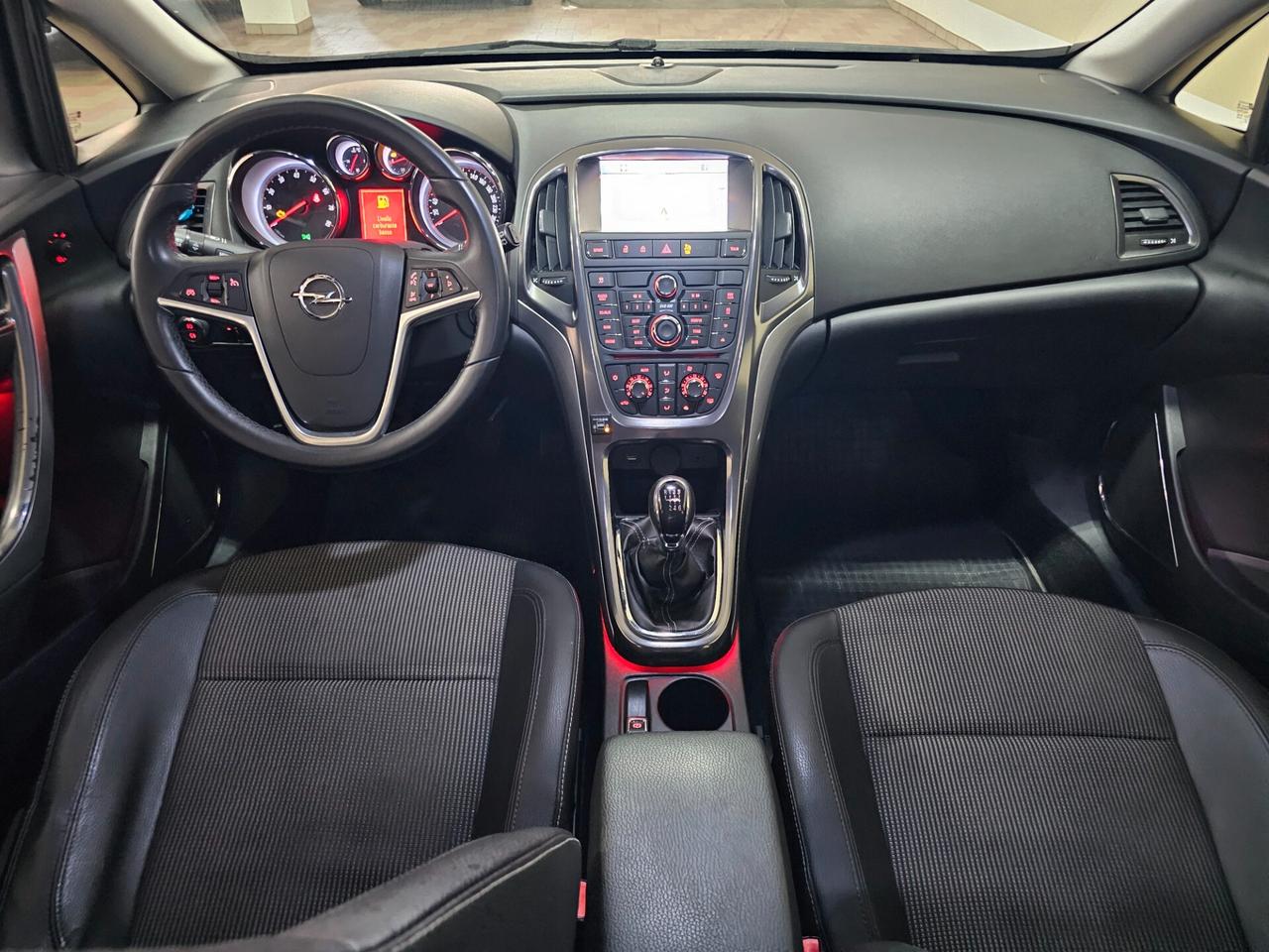 Opel Astra 1.4 Turbo 140CV Sports Tourer GPL Tech Cosmo