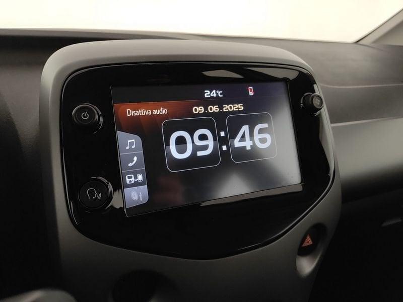 Toyota Aygo Connect 1.0 VVT-i 72 CV 5 porte x-fun