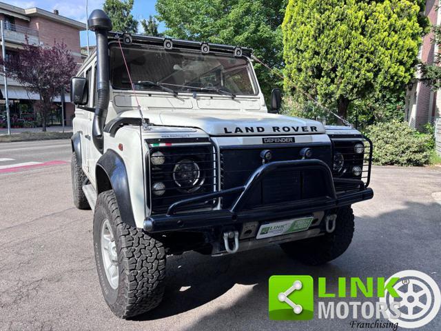 LAND ROVER Defender 110 2.5 Td5 cat S.W.C PASSO LUNGO