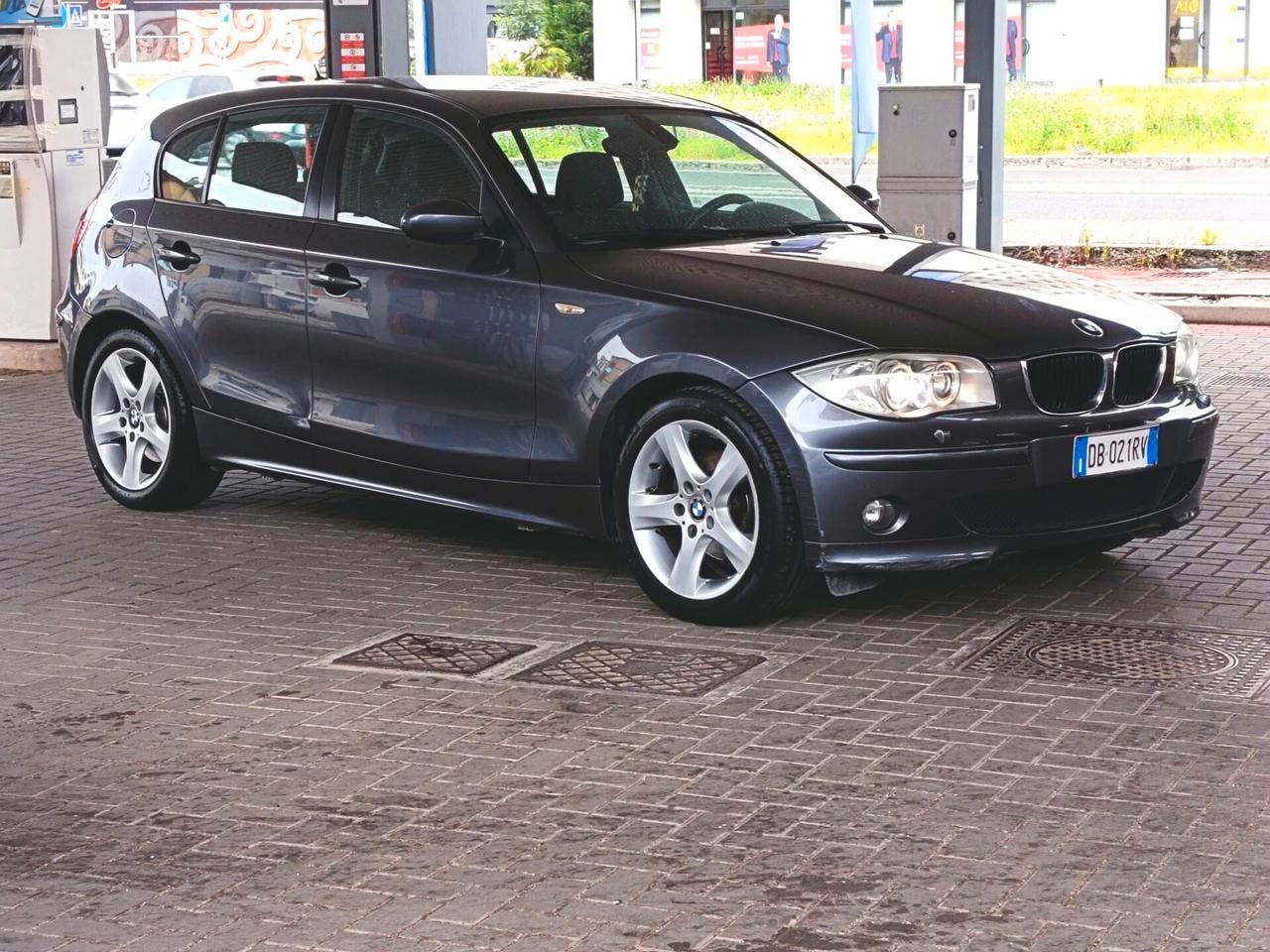 Bmw 120d cat 5 porte Futura MOTORE RIFATTO BXENON