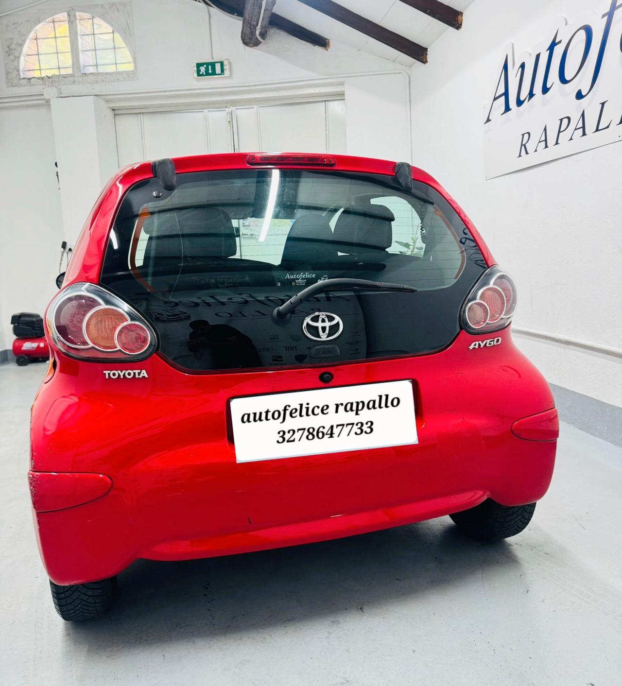 Toyota Aygo 1.0 12V VVT-i 5 porte Sol Red Edition