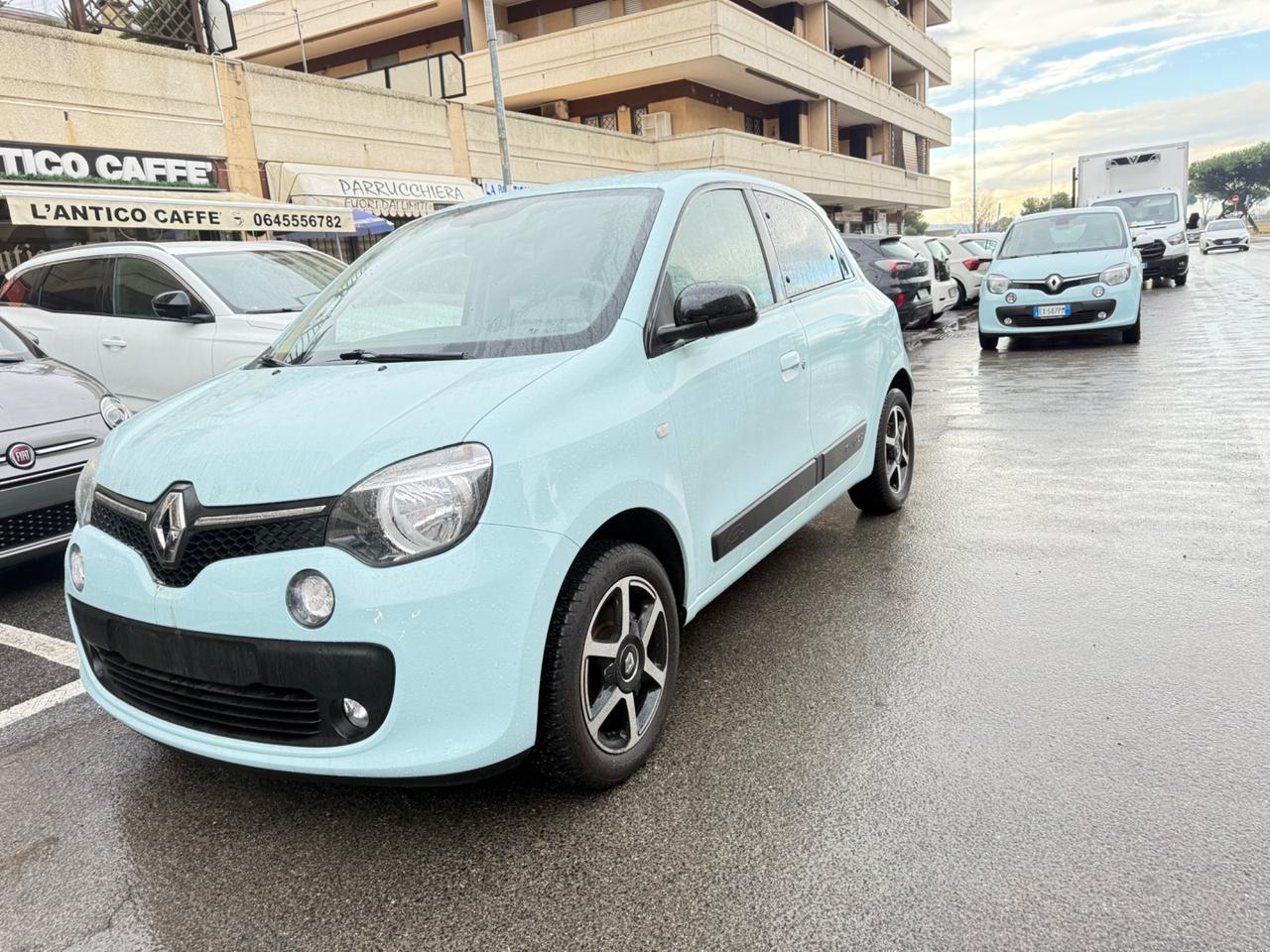 Renault Twingo LIMITEED C.AUTOMATICO PDC BLUETOOTH CERCHI 16 SOLO 25000 KM