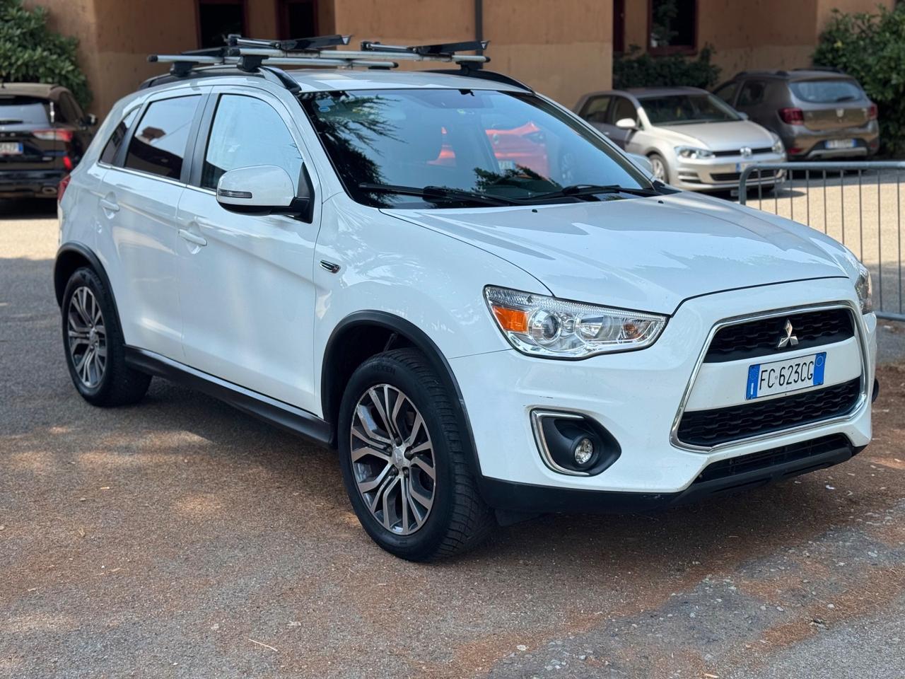 Mitsubishi ASX 1.6 DI-D 114 CV 4WD Instyle Panoramic