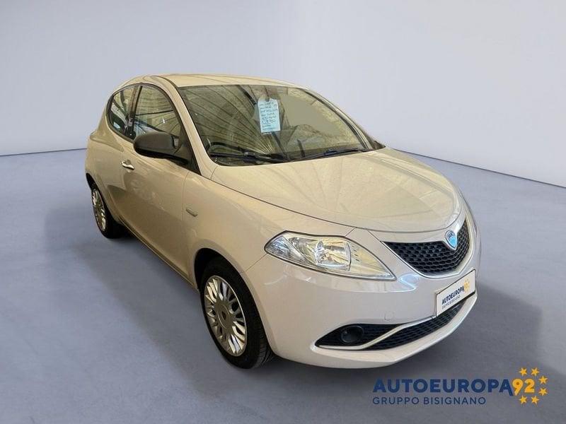 Lancia Ypsilon 1.3 Multijet 95cv Start&Stop Silver
