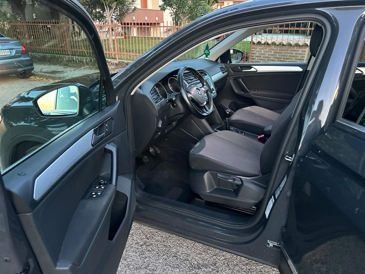 Volkswagen Tiguan 1.6 TDI SCR Business BlueMotion Technology