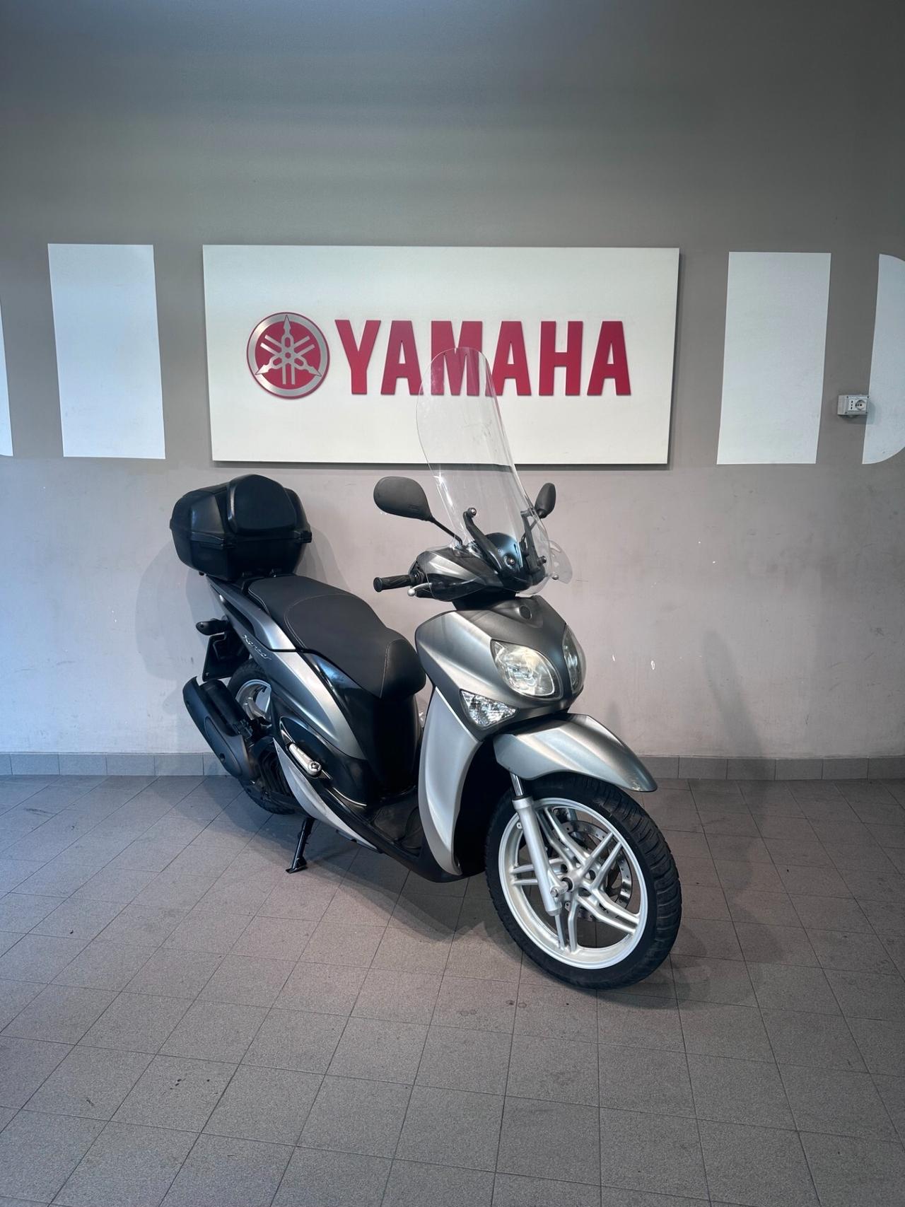 Yamaha Xenter 150 P NMM SILKY GREY