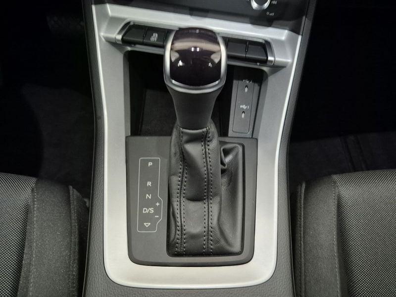 Audi Q3 II 2018 Diesel 35 2.0 tdi S line edition s-tronic