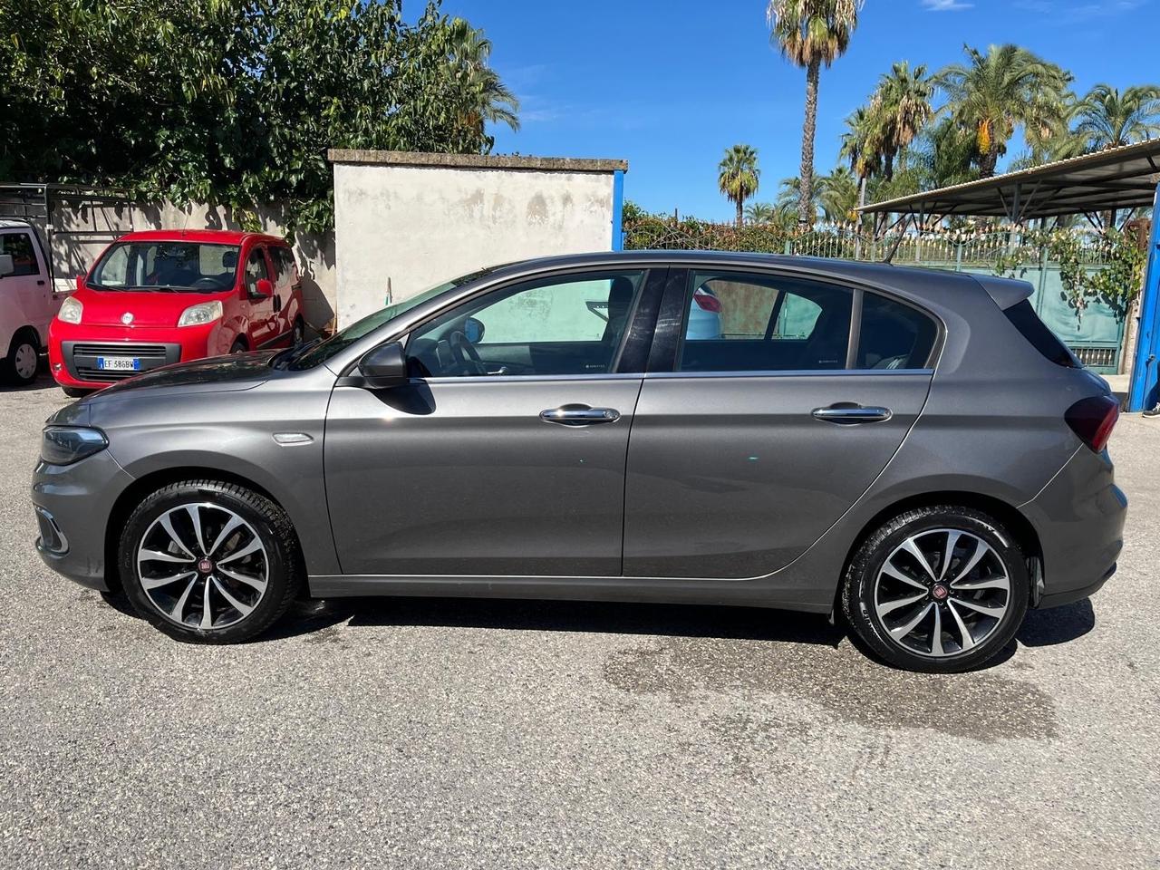 Fiat tipo 5P-lounge-1.3 mjt-95 cv -2019